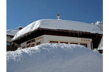 Slovenia Hotel Kranjska Gora, Exteriorul